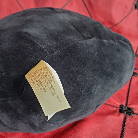 Spooky sparkly vampire bat squishy bat plush toy - Picture 5 of 6